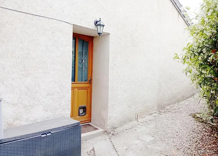 La Maisonnette Cachee De * Dampmart